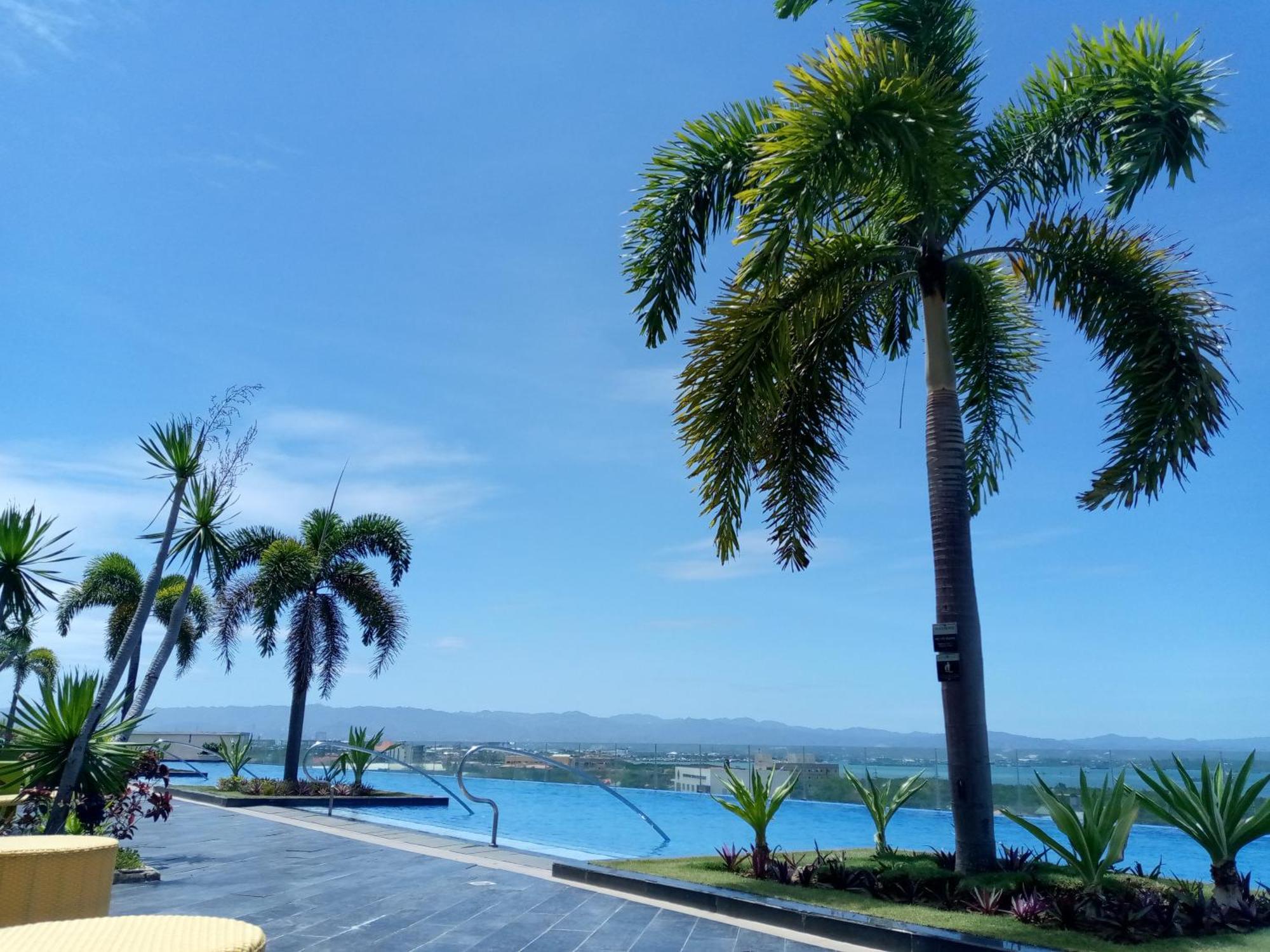 Mactan Newtown 8 Boulevard Deluxe Punta Engaño Buitenkant foto