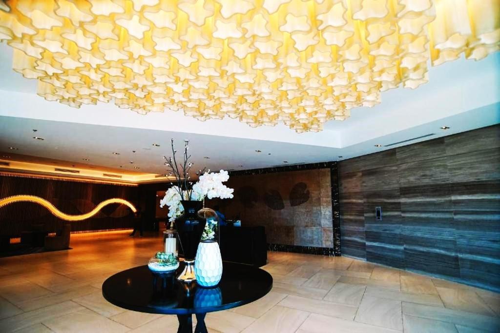 Mactan Newtown 8 Boulevard Deluxe Punta Engaño Buitenkant foto