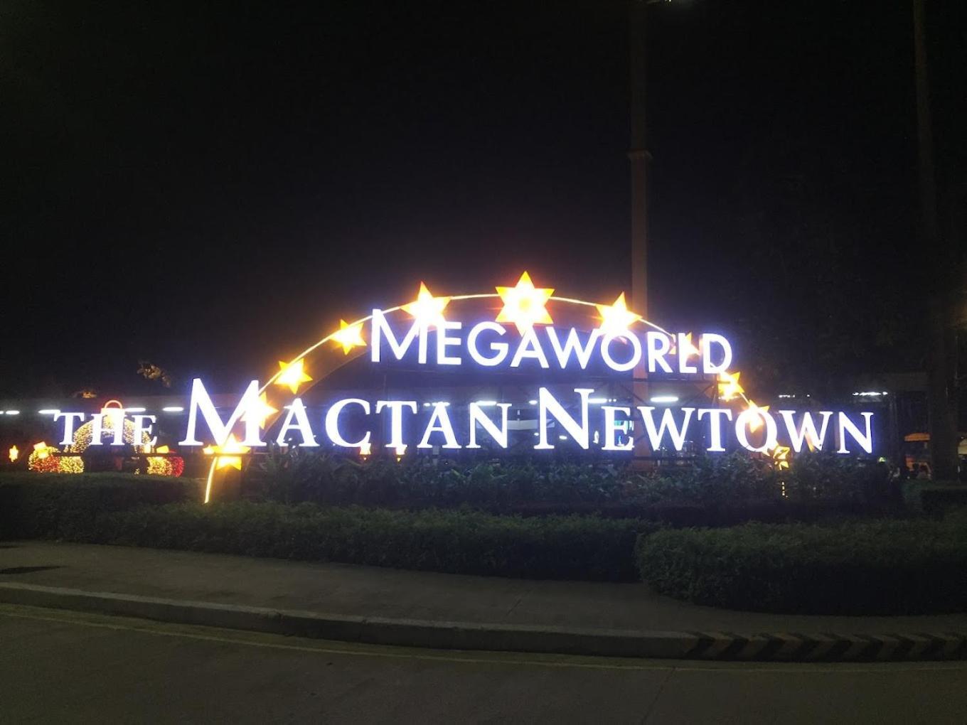 Mactan Newtown 8 Boulevard Deluxe Punta Engaño Buitenkant foto